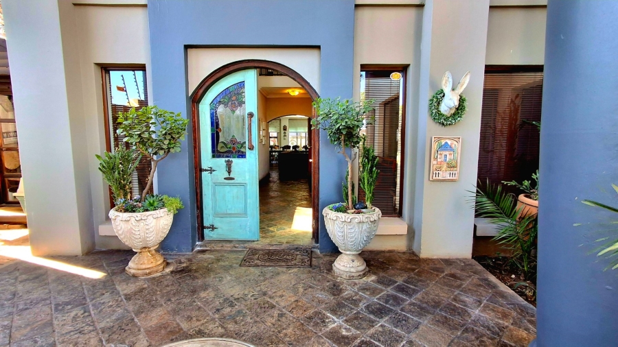 5 Bedroom Property for Sale in Roodia Free State